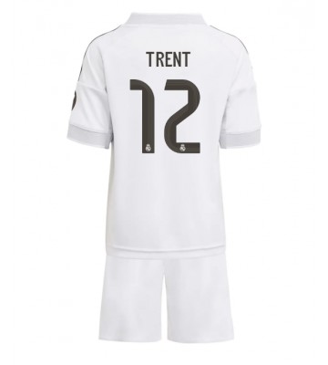 Real Madrid Alexander-Arnold #12 Hjemmebanetrøje Børn 2025-26 Kortærmet (+ Korte bukser)